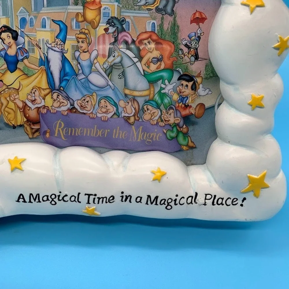 Vintage Walt Disney World Mickey Mouse 3D Photo Frame 25th Anniversary 4x6